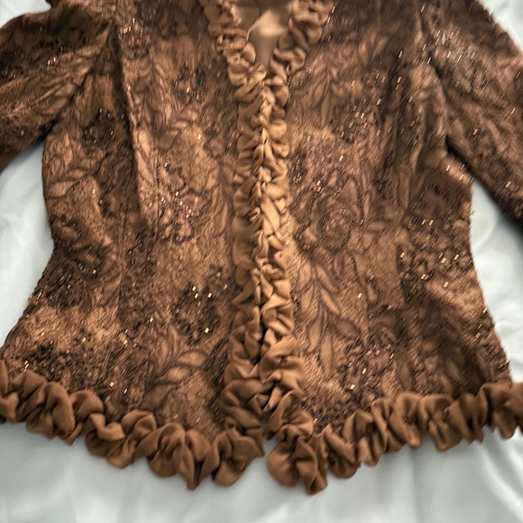 Dressy Evening Jacket, brocade, beads, ruffel edging Size 6 - Picture 4 of 5